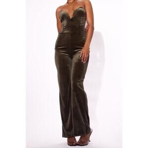 Pretty Little Thing Olive Velvet V Bar Bandeau Jumpsuit Size 12 NWT
